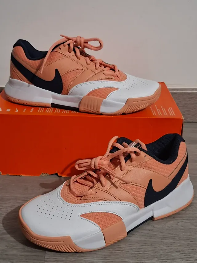 Nike Court Like 4 Naranja y Blanco