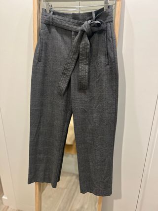 Pantalón Mango cuadros Gales gris