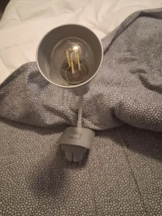 Lampada da comodino flessibile