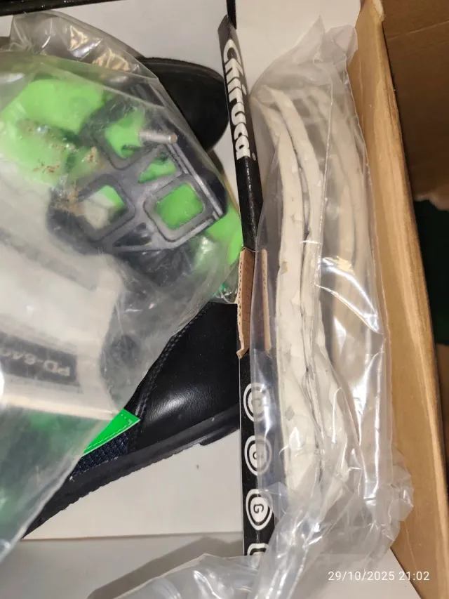 Zapatillas ciclismo Itálvet negras/verdes