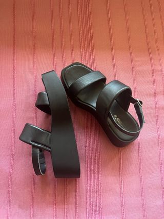 Sandalias de plataforma negras