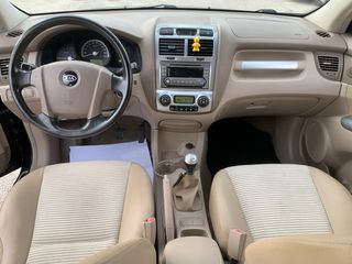 KIA Sportage 4WD 4x4. (NEGOCIABLE)