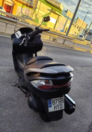 Suzuki Burgman 400 ABS - 2014