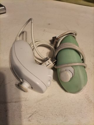 2 Nunchuk Nintendo Wii