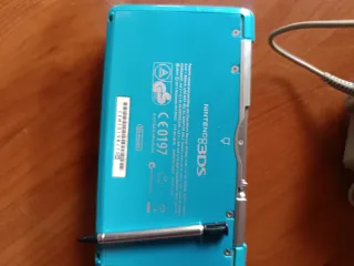 Nintendo 3ds Azul con puntero original + Cargador