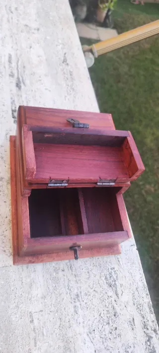 Bauletto in legno con chiusura