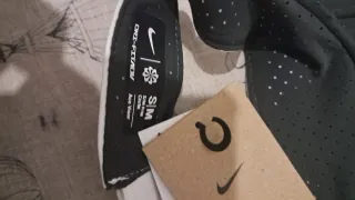 Visera Nike Court Advantage Talla M