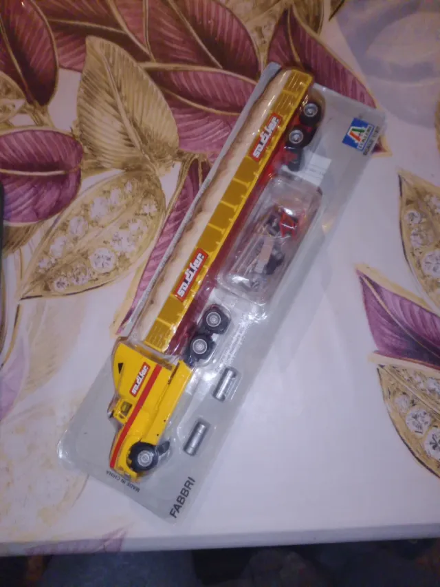 Camión Italeri 1:87