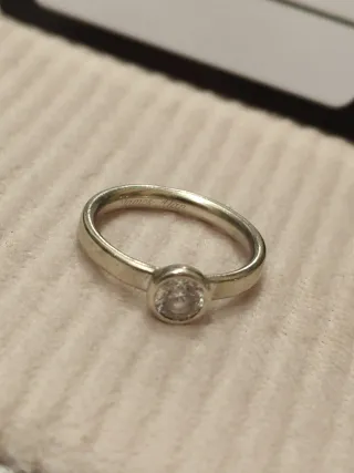 Anillo Oro Blanco Diamante Glamira