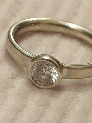 Anillo Oro Blanco Diamante Glamira