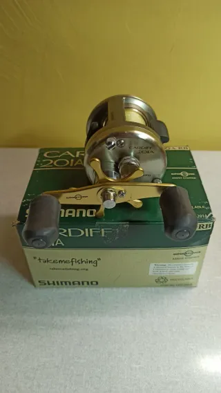 Carrete Shimano Cardiff 201A