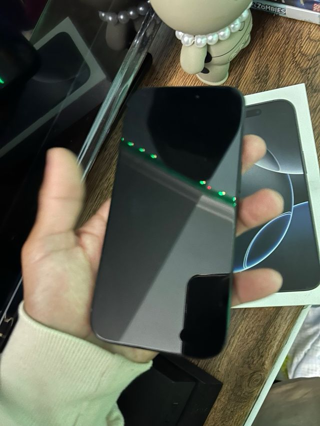 iPhone 16 Pro Apple Nero