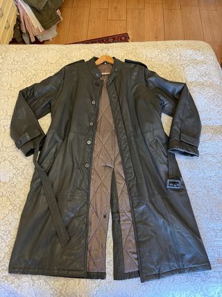 Abrigo cuero auténtico del C&A Canda Colection