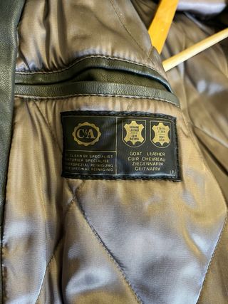 Abrigo cuero auténtico del C&A Canda Colection