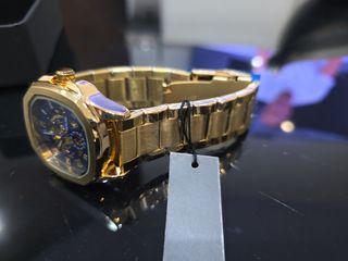 Reloj Skyline Automático Dorado Azul