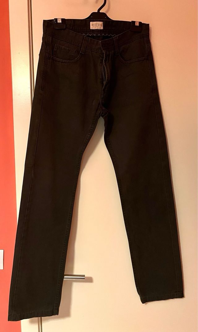 Pantalón Hombre verde oliva Talla 32