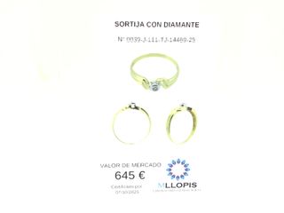 anillo oro 18k con piedra con diamante