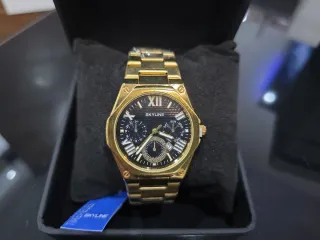 Reloj Skyline Dorado y Negro