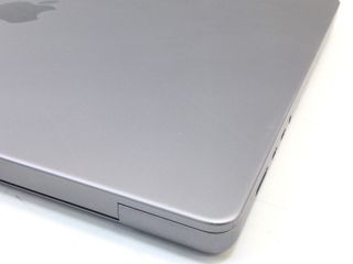 portatil apple apple macbook pro m1 max 10-core 3.2 16 (32 gpu) (2021) (a2485)