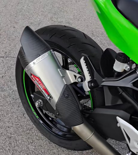 Sistema de escape Yoshimura Kawasaki Z500