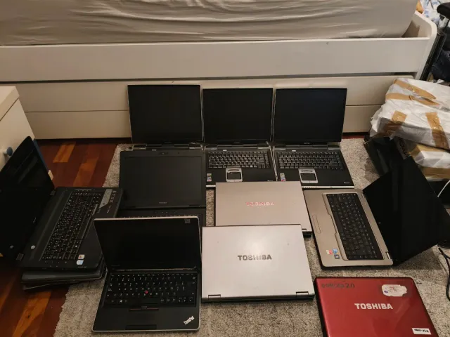 Lotto 13 Computer portatili Acer, HP, Lenovo, Toshiba