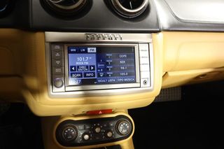 Ferrari California 4.3 V8 460cv