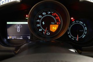 Ferrari California 4.3 V8 460cv