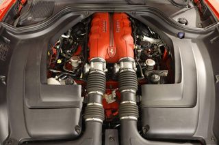 Ferrari California 4.3 V8 460cv