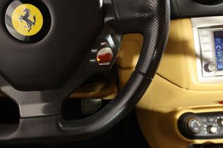 Ferrari California 4.3 V8 460cv