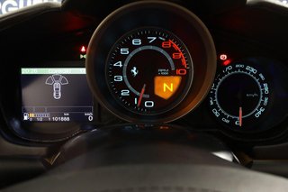 Ferrari California 4.3 V8 460cv