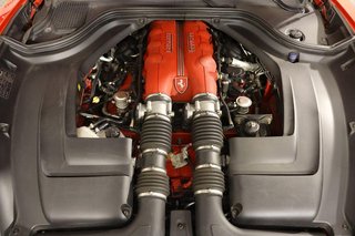 Ferrari California 4.3 V8 460cv