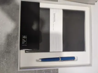 Estuche Montblanc bolígrafo cuaderno nuevo