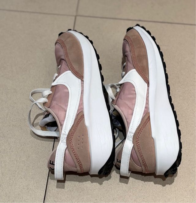 Zapatillas Nike Waffle Debut Rosa Talla 38.5