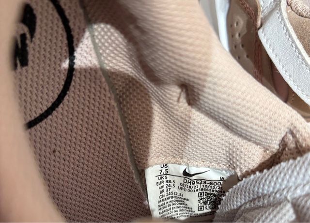 Zapatillas Nike Waffle Debut Rosa Talla 38.5