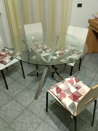 Tavolo rotondo vetro + 4 sedie