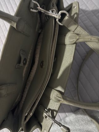 Bolso Guess Gris Grande