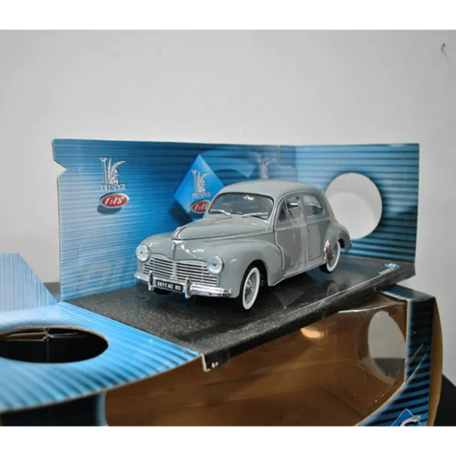 Coche de colección Peugeot 203