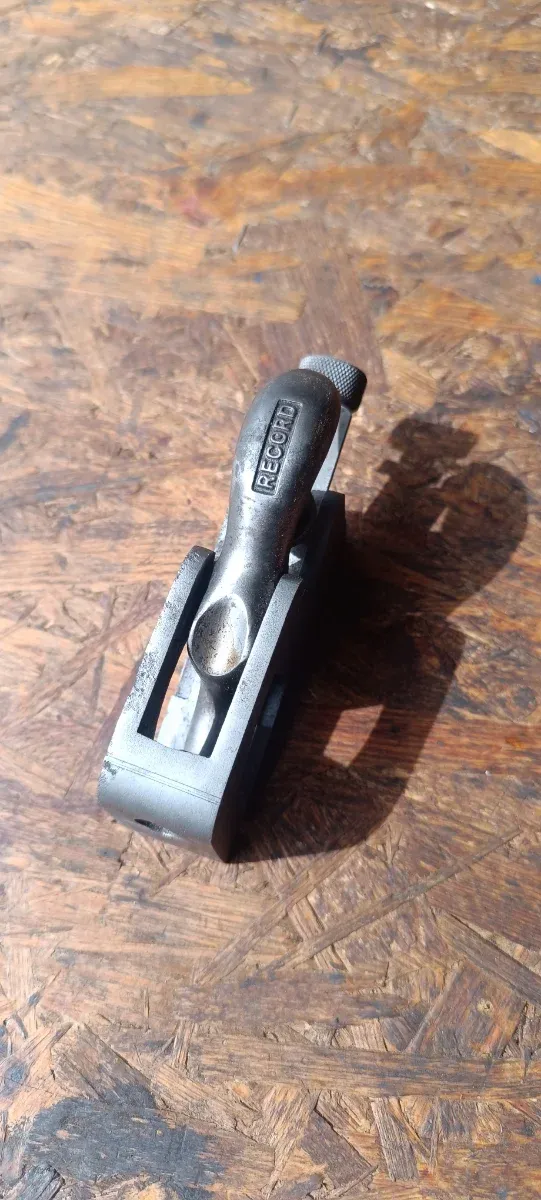 Cepillo carpintero Record 77A