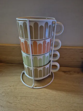 Juego 4 tazas café con soporte