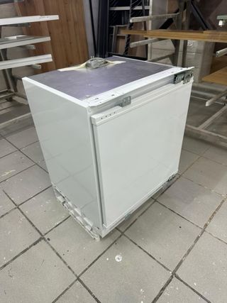 Frigorífico bajo encimera