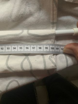 Estor o visillo ventana con estampado de corazones