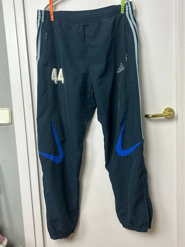 Pantaloni da paracadute Adidas con logo ricamato a 3 strisce