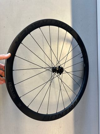 NUEVAS A ESTRENAR Ruedas Bontrager Aeolus Pro 3V