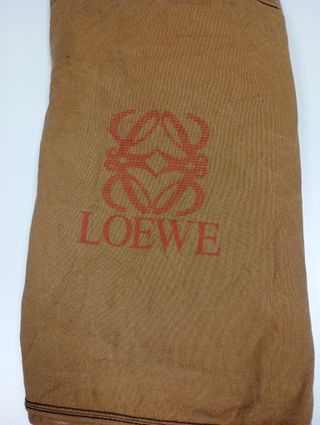 Bolsón Loewe Marrón. Muy grande. 70*42*23.