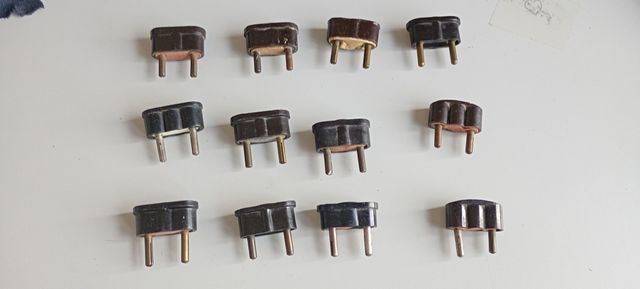 Lote Enchufes antiguos de baquelita