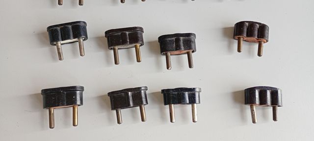 Lote Enchufes antiguos de baquelita