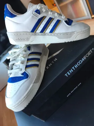 Adidas Rivalry Low Blancas y Azules