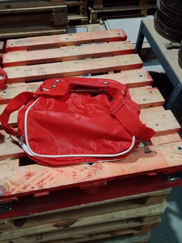 Bolsa Coca-Cola Vuelta Asturias 42