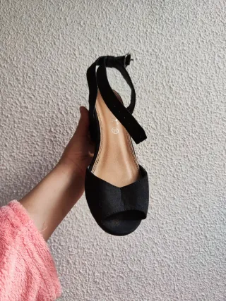 Zapatos de tacón Marypaz negros