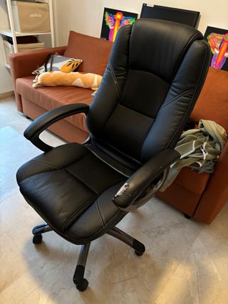 Silla de oficina piel sintética negra